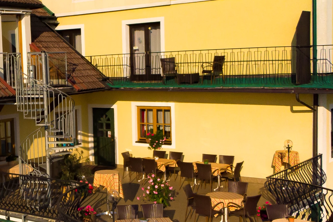 Hochzeitslocation: Hotel des Glücks ****