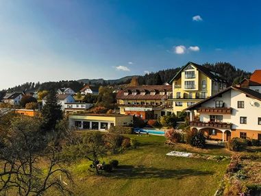 Hochzeitslocation: Hotel des Glücks ****