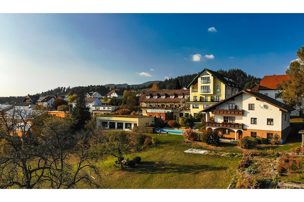 Hochzeitslocation: Hotel des Glücks ****