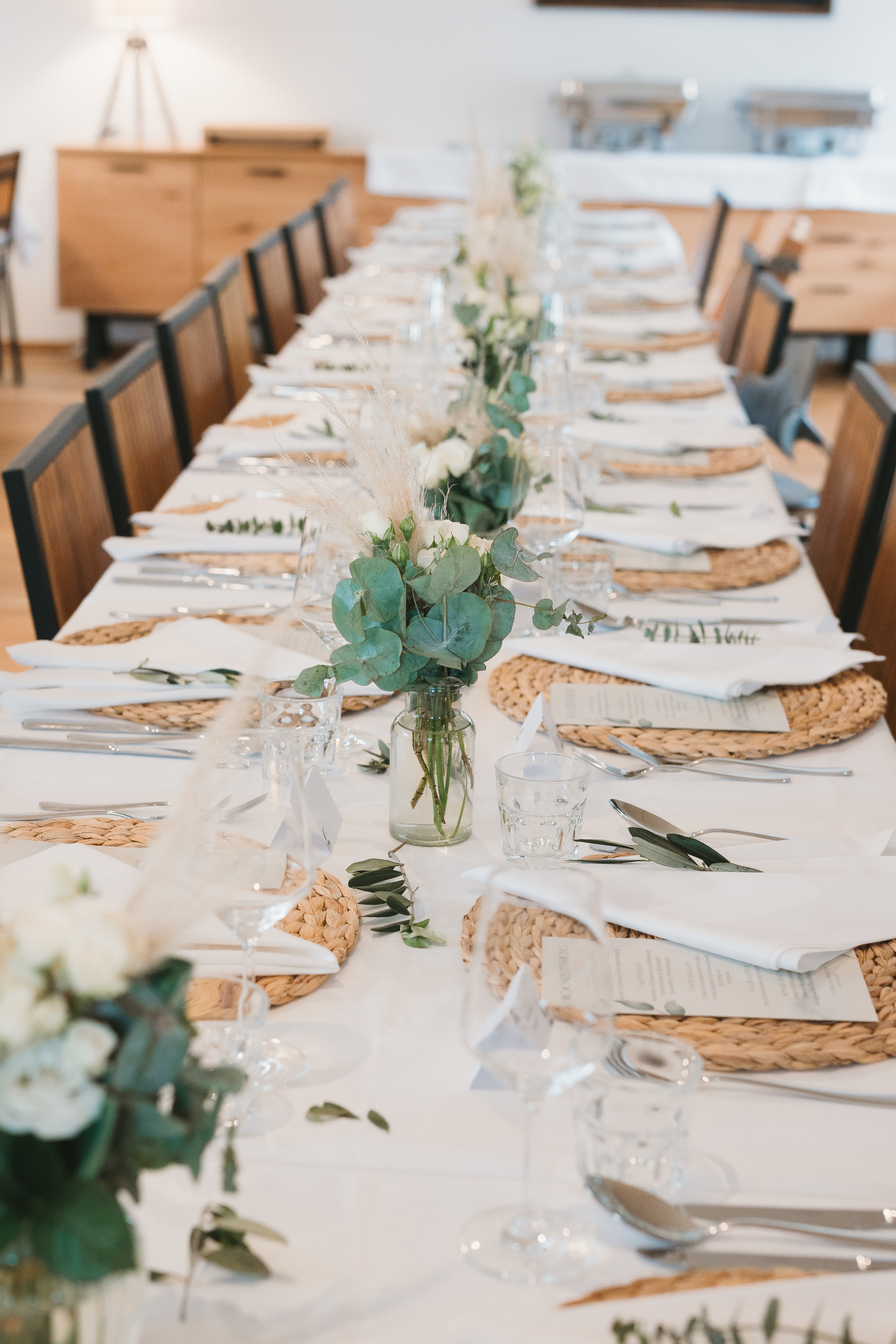 Hochzeitslocation: Tafel im Gastraum - Quartier35