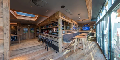 Hochzeit - Geeignet für: Produktpräsentation - Bergfeld - Eure eigenen Bar könnt ihr exklusiv nutzen - SportsAlm