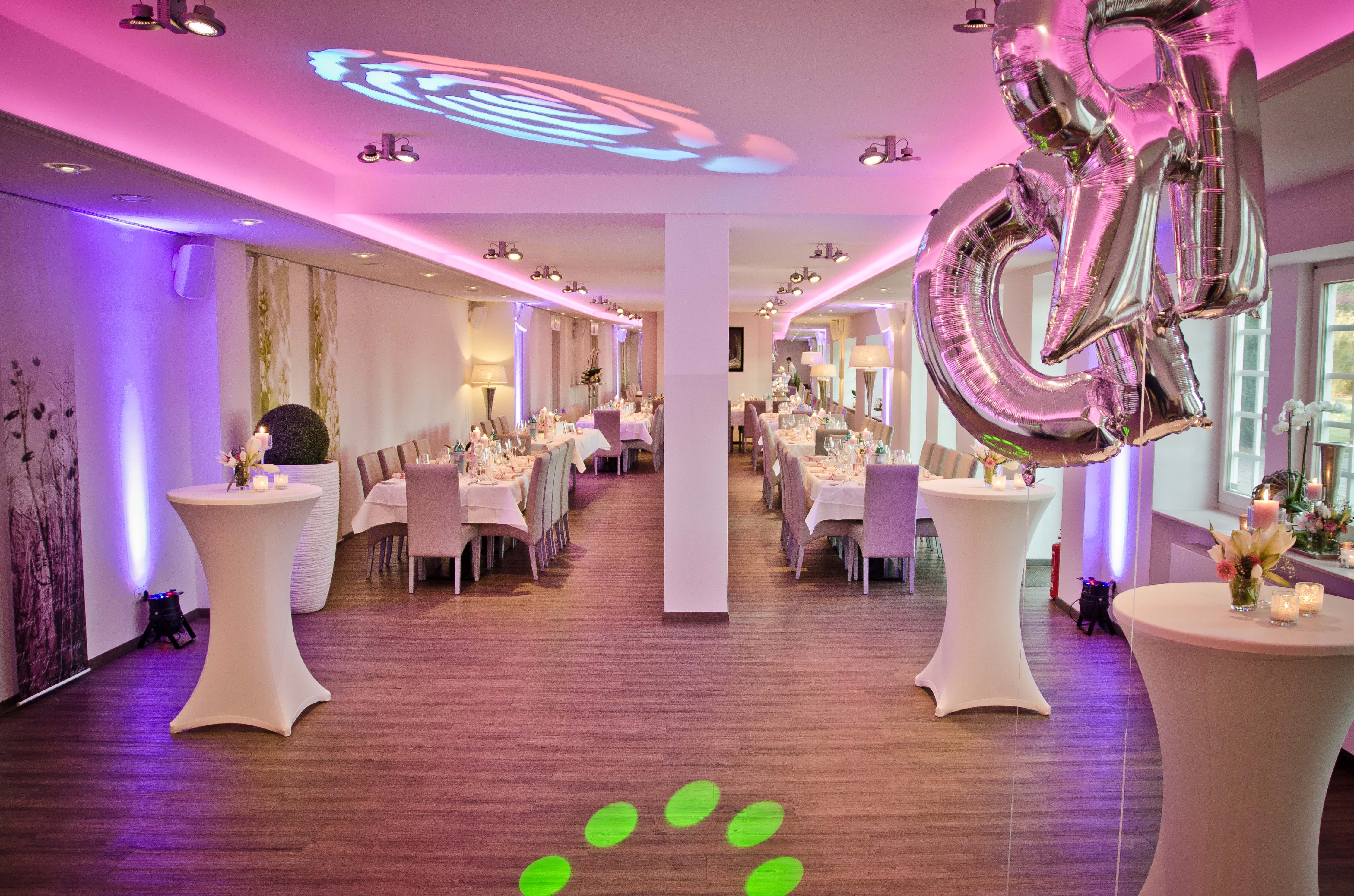 Hochzeitslocation: Der Eventraum mit großer Tanzfläche - Herrenhaus Buchholz Event GmbH