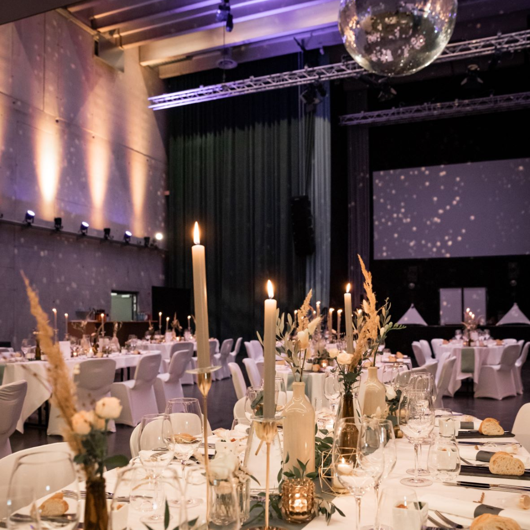 FIRMAMENT Angaben zu den Festsälen Event-Halle