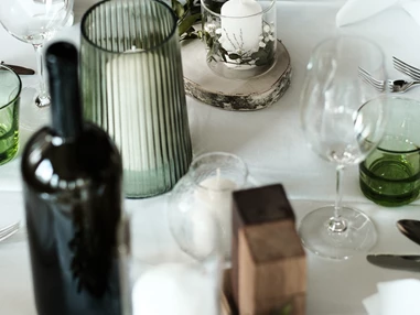 Hochzeitslocation: Gerne richten wir uns bei der Tischdeko ganz nach euren Wünschen. - BergBaur