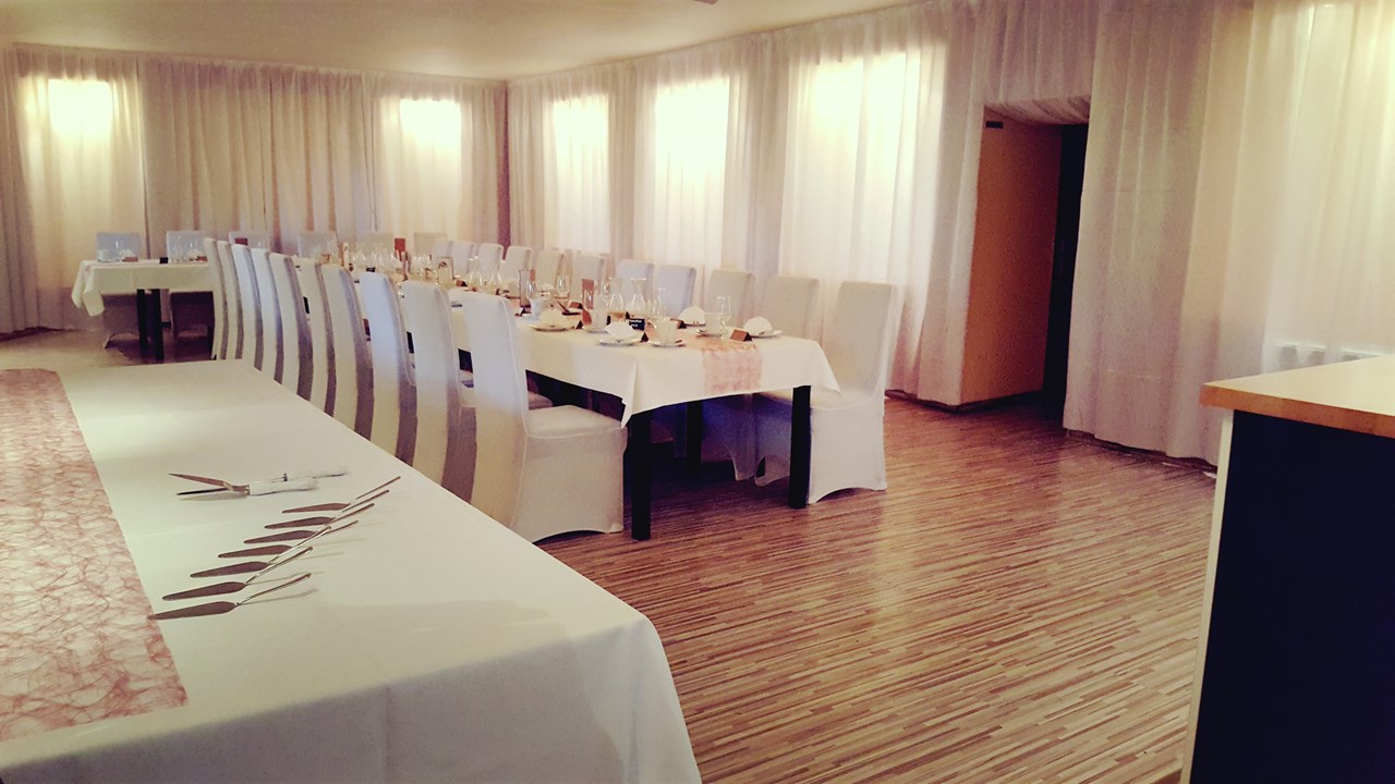 Kastaniengrün Informatie over de balzalen Evenementenruimte