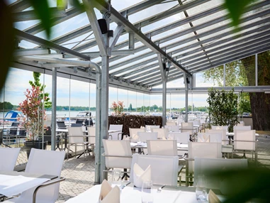 Hochzeitslocation: Unser Wintergarten mit Blick auf die Havel  - Restaurant Filterhaus