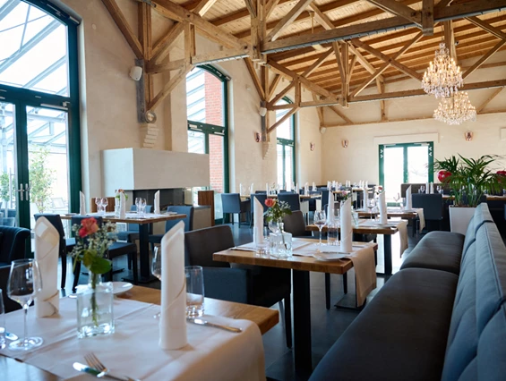 Hochzeitslocation: Mit Blick auf den Kamin - Restaurant Filterhaus