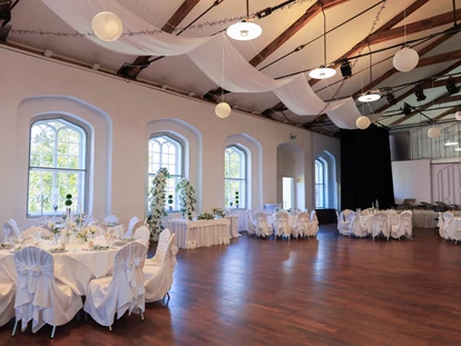 Hochzeit - Gumpoldskirchen - Kaiserbahnhof Laxenburg
