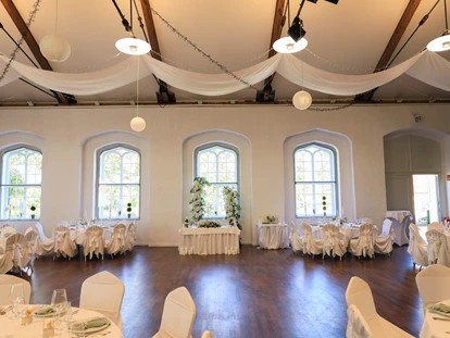 Hochzeit - Gumpoldskirchen - Kaiserbahnhof Laxenburg