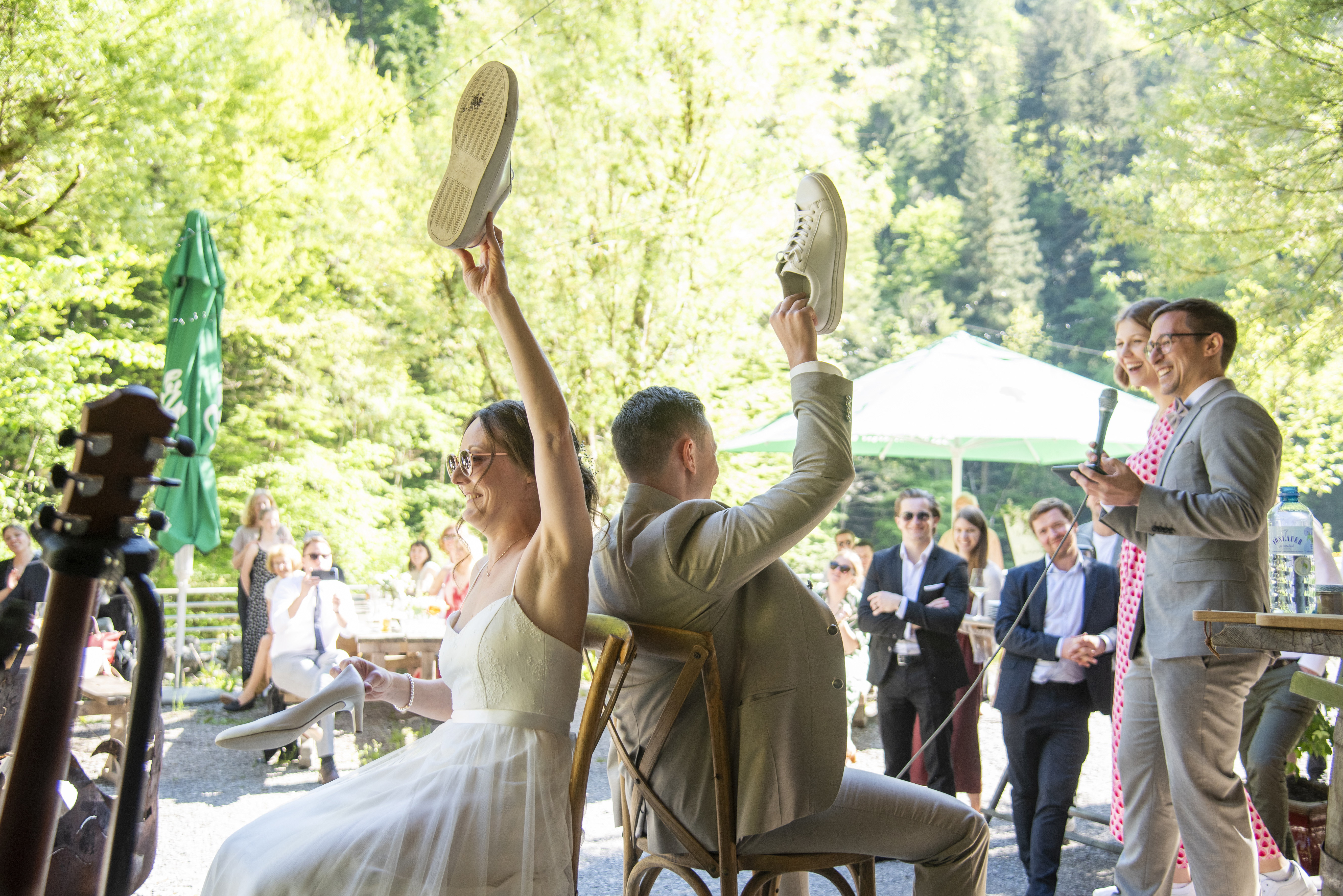 Hochzeit: 'H' an der Ach