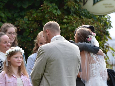 Hochzeitslocation: Hochzeit mit Freunden und der Familie  - Landhotel Rehedyk