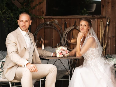 Hochzeitslocation: Rustikal und wunderschön. - Landhotel Rehedyk