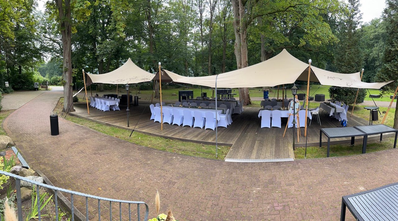 Jagdschlösschen Schwartow  Informations sur les salles de bal Terrasse couverte 