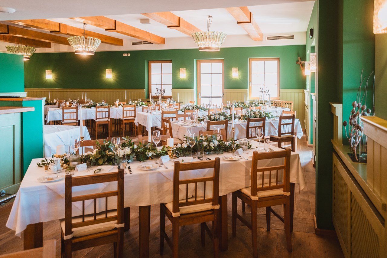 Hotel das Eisenberg Informatie over de balzalen Weingarten-restaurant 