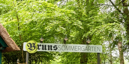 Matrimonio - Geeignet für: Geburtstagsfeier - Delmenhorst delmenhorst - BrunsGarten Eingang zur freien Trauung, Terrasse und Biergarten - BrunsGARTEN