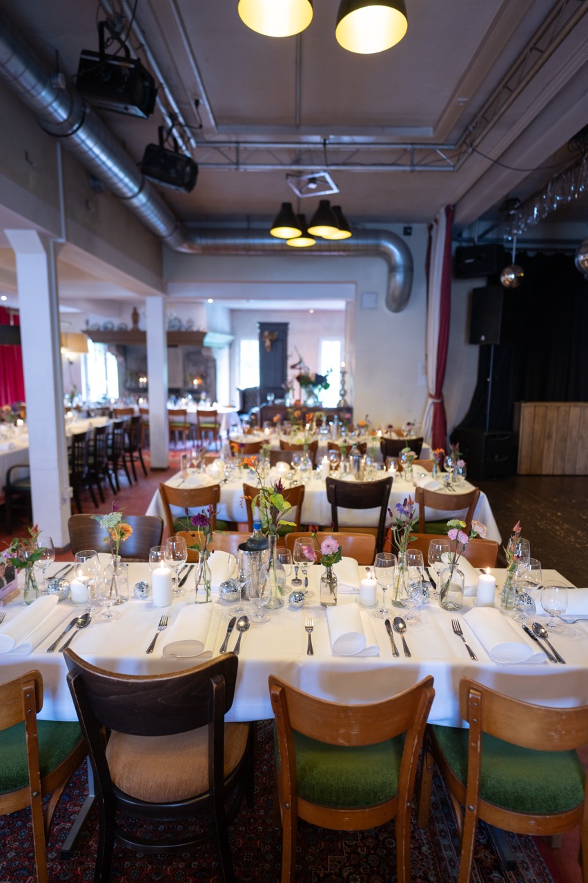 Hochzeitslocation: Hochzeitslocation in Lüdinghausen für bis zu 120 Gäste in gemütlicher Atmosphäre. Foto-Credits: https://yourweddingwillbeamazing.de/ - Weinhaus RICORDO