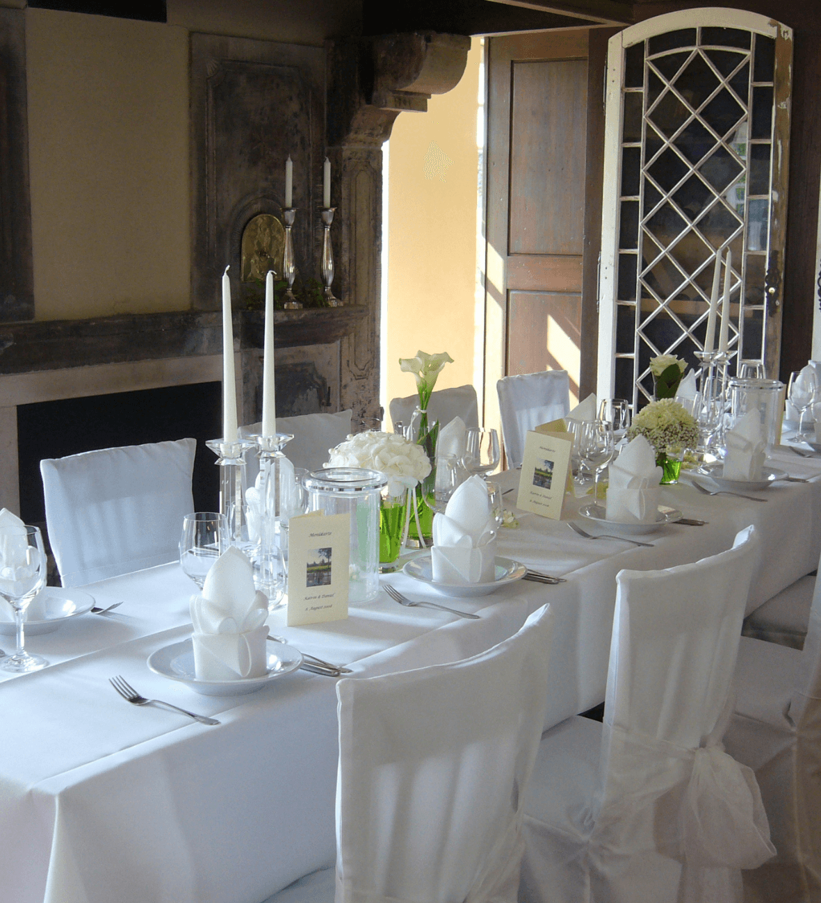 Weinhaus RICORDO Informations sur les salles de bal Devant la cheminée