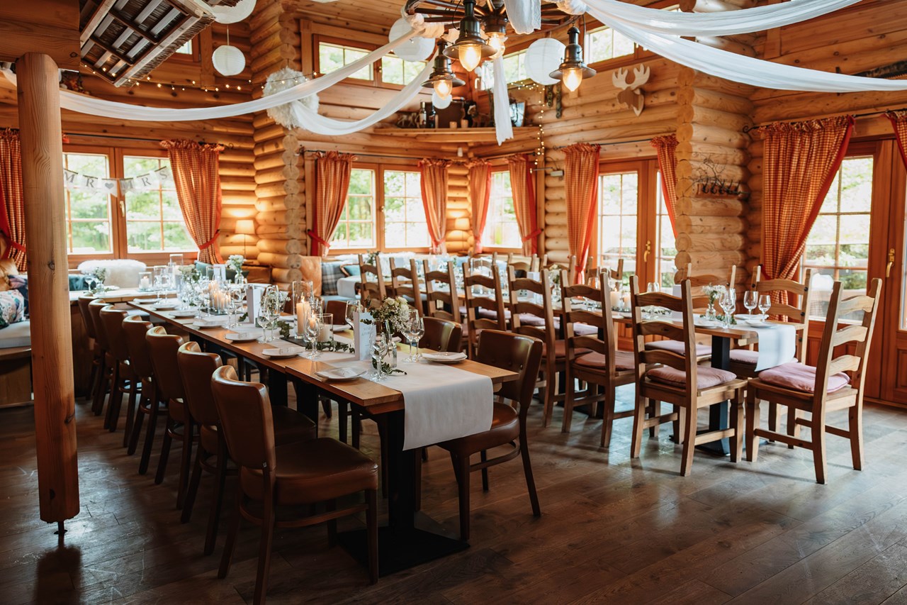 Brilons Kurparkhütte Angaben zu den Festsälen Großer Festsaal