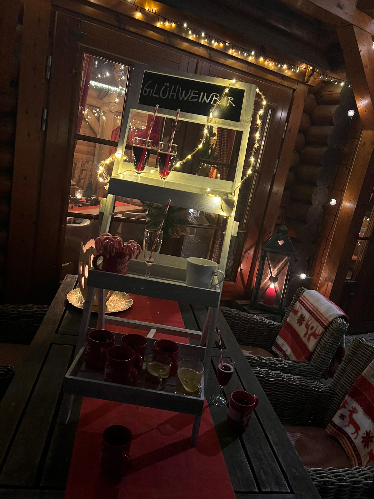 Hochzeit: Im Winter bieten wir auch eine kleine Glühweinbar an! - Brilons Kurparkhütte