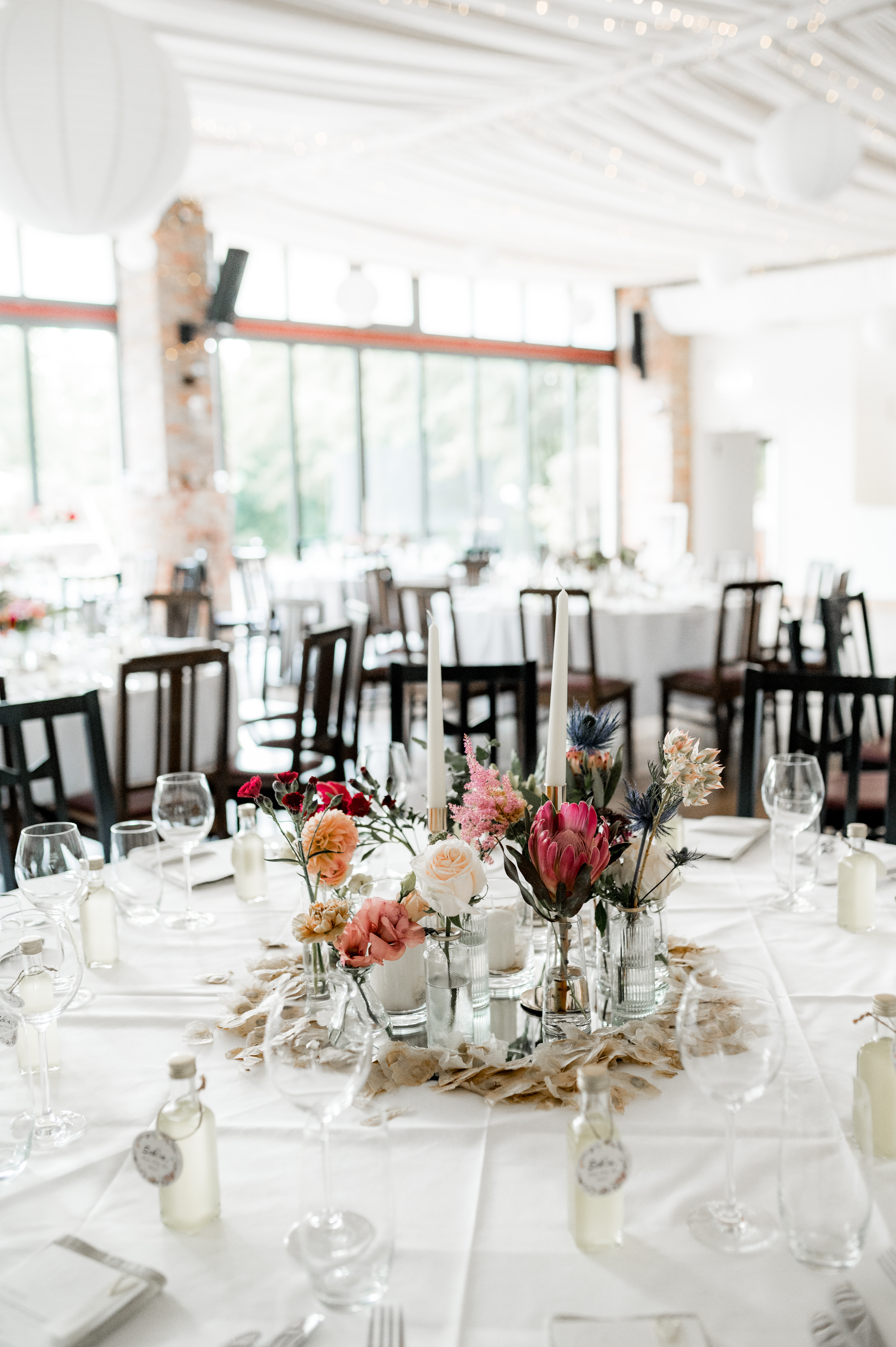 Wedding - Langenselbold - Festhalle - Tischansicht - Feierwerk Hofgut Langenborn