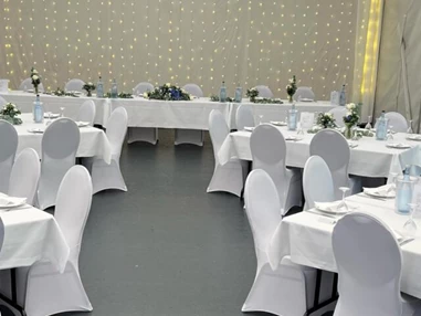 Hochzeit: Dekorierte Tische - Der Schönaicher Fürst