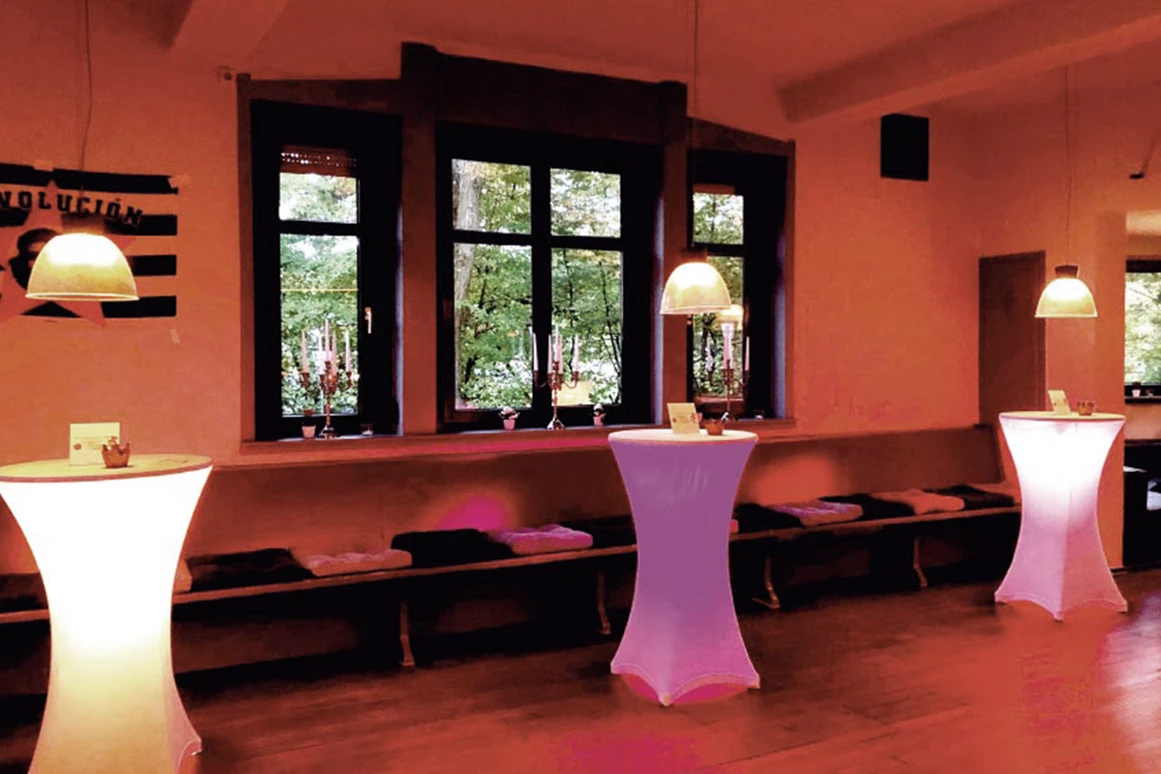 Hochzeit: Partysaal  - Der Schönaicher Fürst