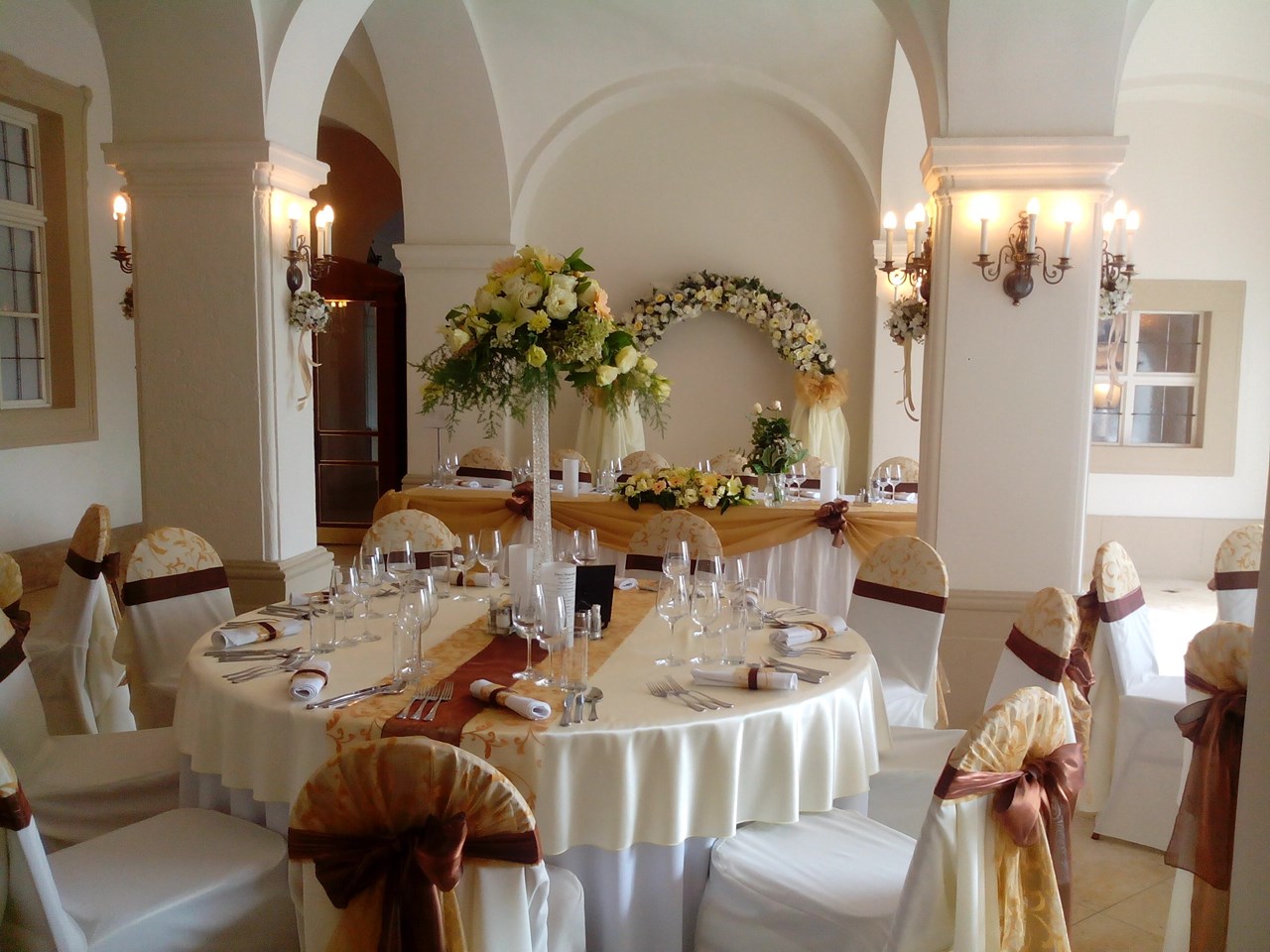 Royal Palace of Gödöllő Information about the banquet halls rooms on the ground floor