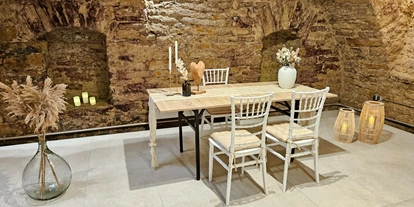 Hochzeit - Wickeltisch - Metzingen - Trautisch im Alten Gewölbekeller - Alter Gewölbekeller