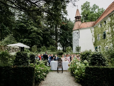 Hochzeit: Schloss Ernegg