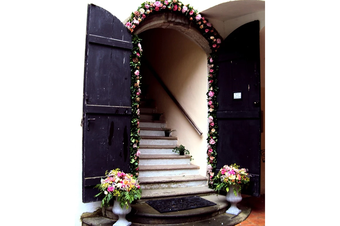 Hochzeit: Der Schlosseingang in Ernegg - Schloss Ernegg