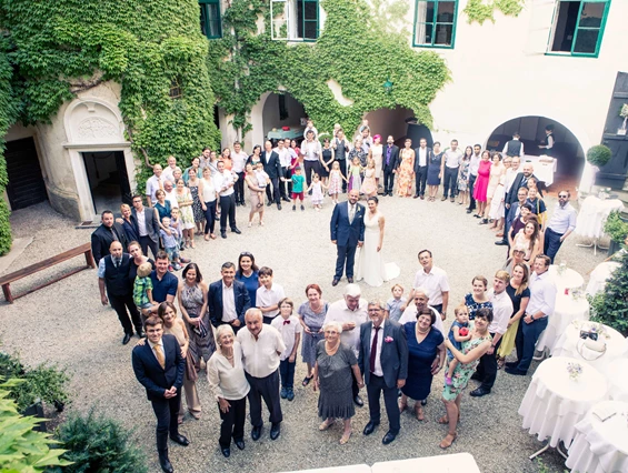 Hochzeit: Der Innenhof des Schloss Ernegg in Niederösterreich. - Schloss Ernegg