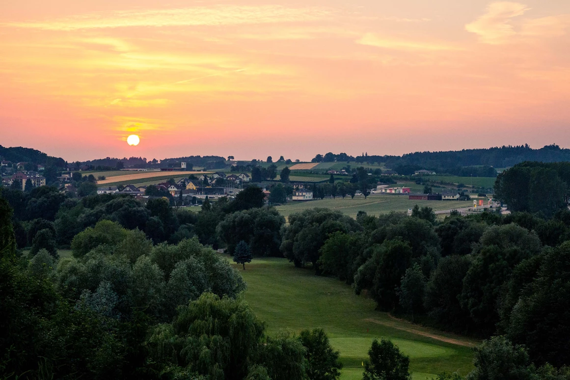 Hochzeit: Abendstimmung auf Schloss Ernegg in Niederösterreich. - Schloss Ernegg