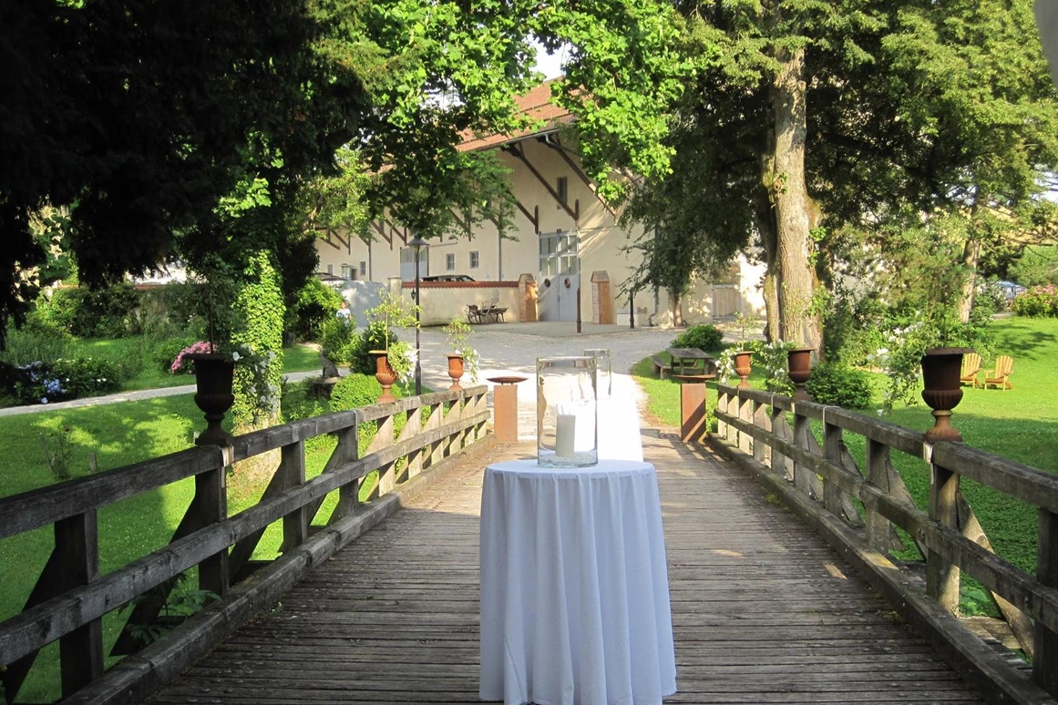 Hochzeitslocation: Schloss Amerang