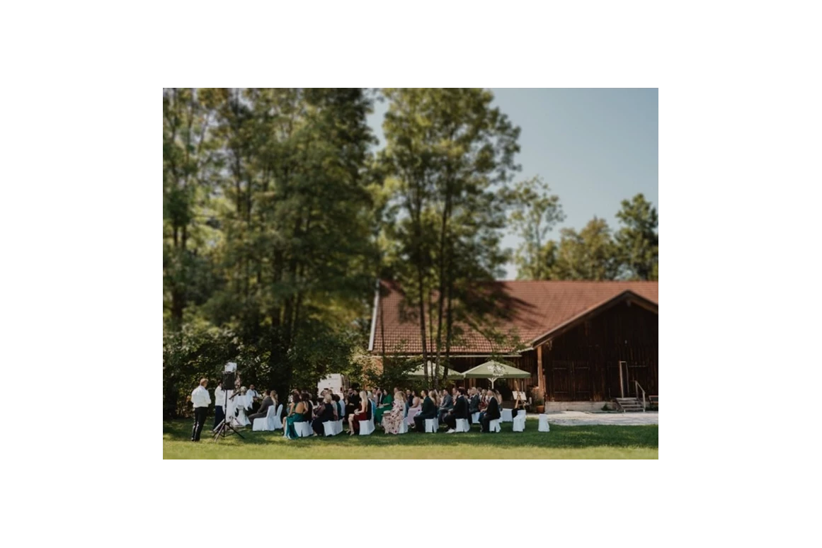 Hochzeit: Eventscheune Wallenburg