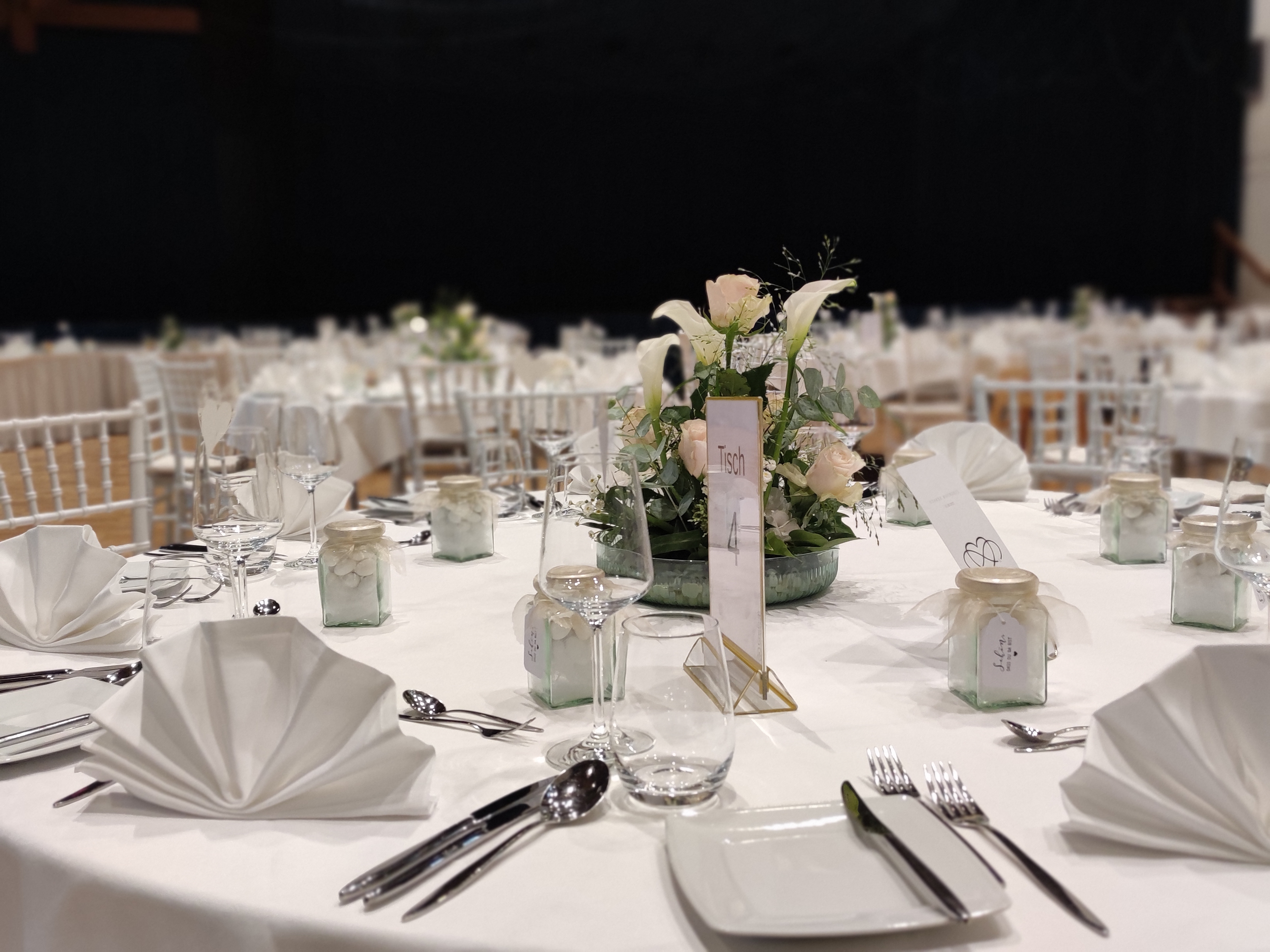 Hochzeit: Tische Großer Saal - EssKultur im Bürgerhaus Müllheim