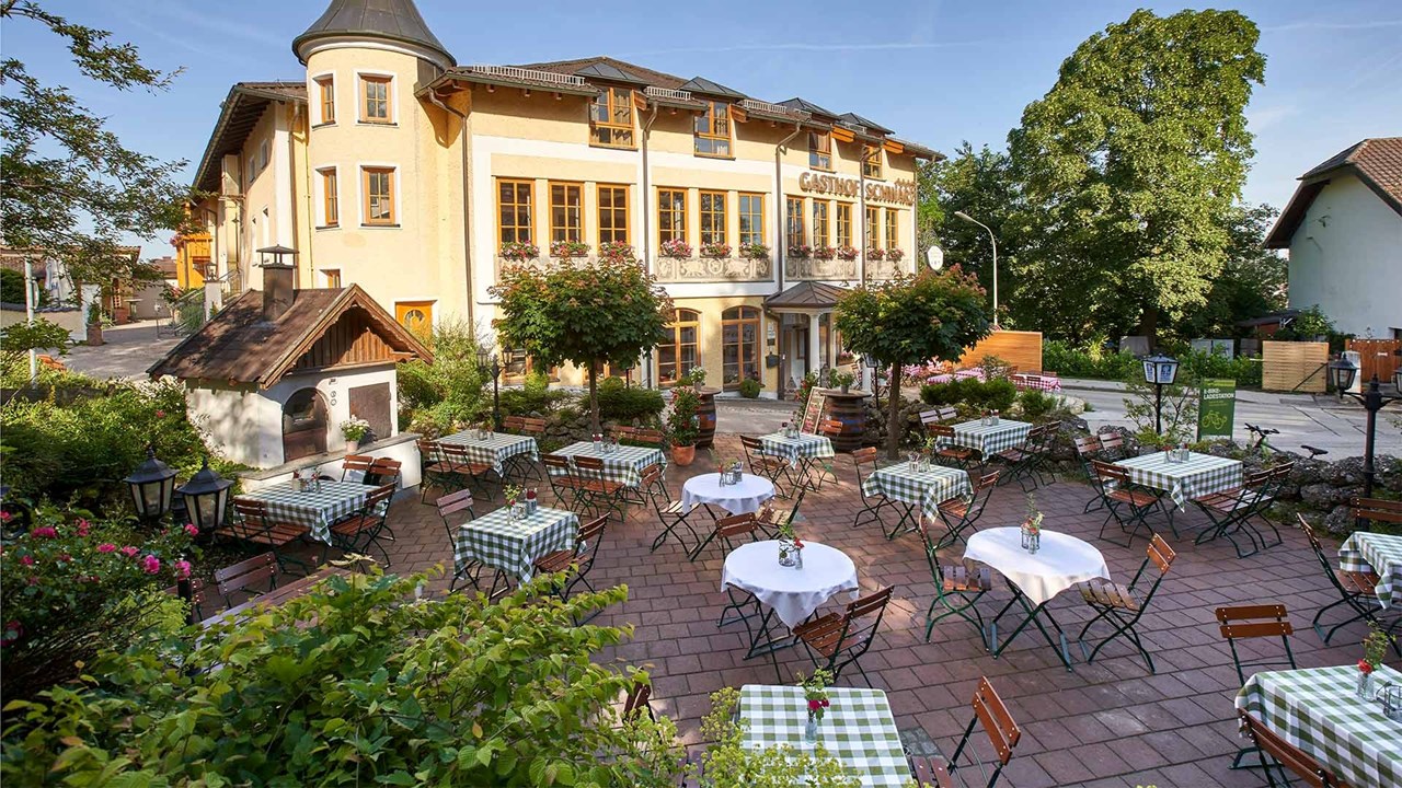Gasthof Schwarz Informazioni sulle sale da ballo birreria all'aperto