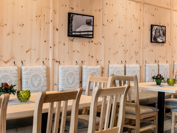 Hochzeit: Zirbenstube - Bergrestaurant Glockneralm