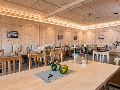 Bruiloft - barrierefreie Location - Zirbenstube - Bergrestaurant Glockneralm