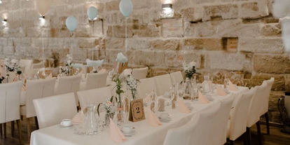 Hochzeit - Parkplatz: kostenlos - Adelsdorf - Krämers Feststodl