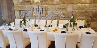 Hochzeit - Parkplatz: kostenlos - Adelsdorf - Krämers Feststodl