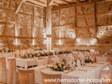 Hochzeit: Nemsdorfer Hofgarten