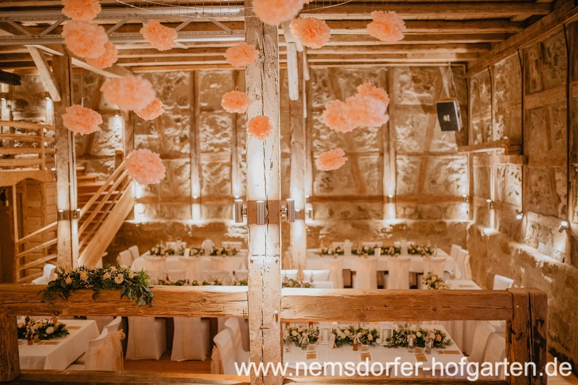 Hochzeit: Nemsdorfer Hofgarten