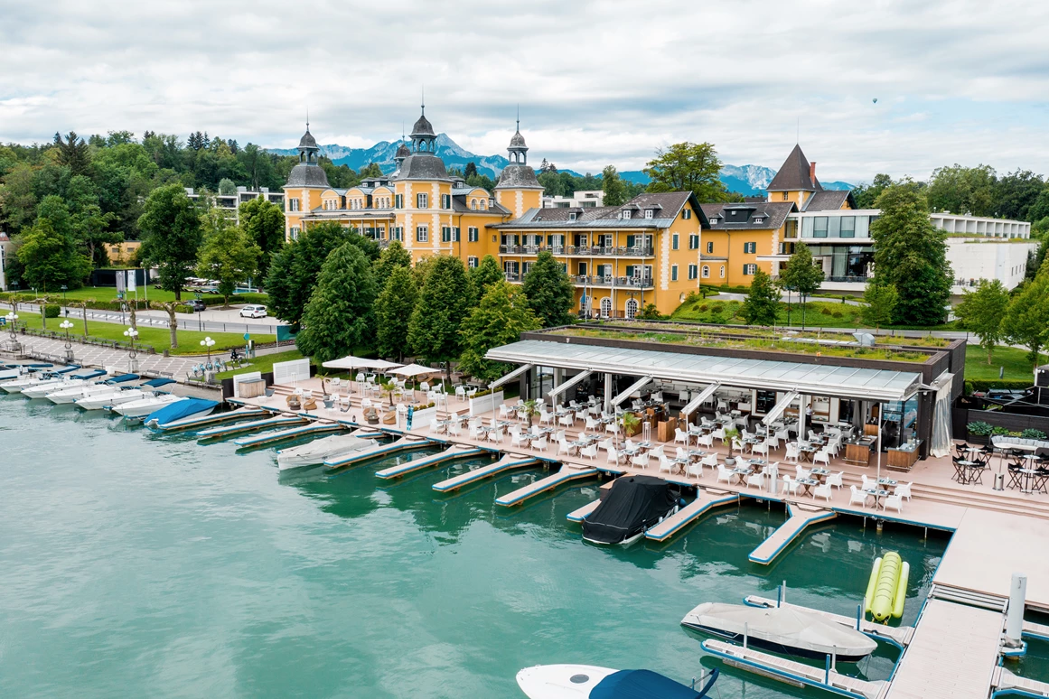 Hochzeit: Das Falkensteiner Schlosshotel Velden liegt direkt am Wörthersee in Kärnten. - Falkensteiner Schlosshotel Velden