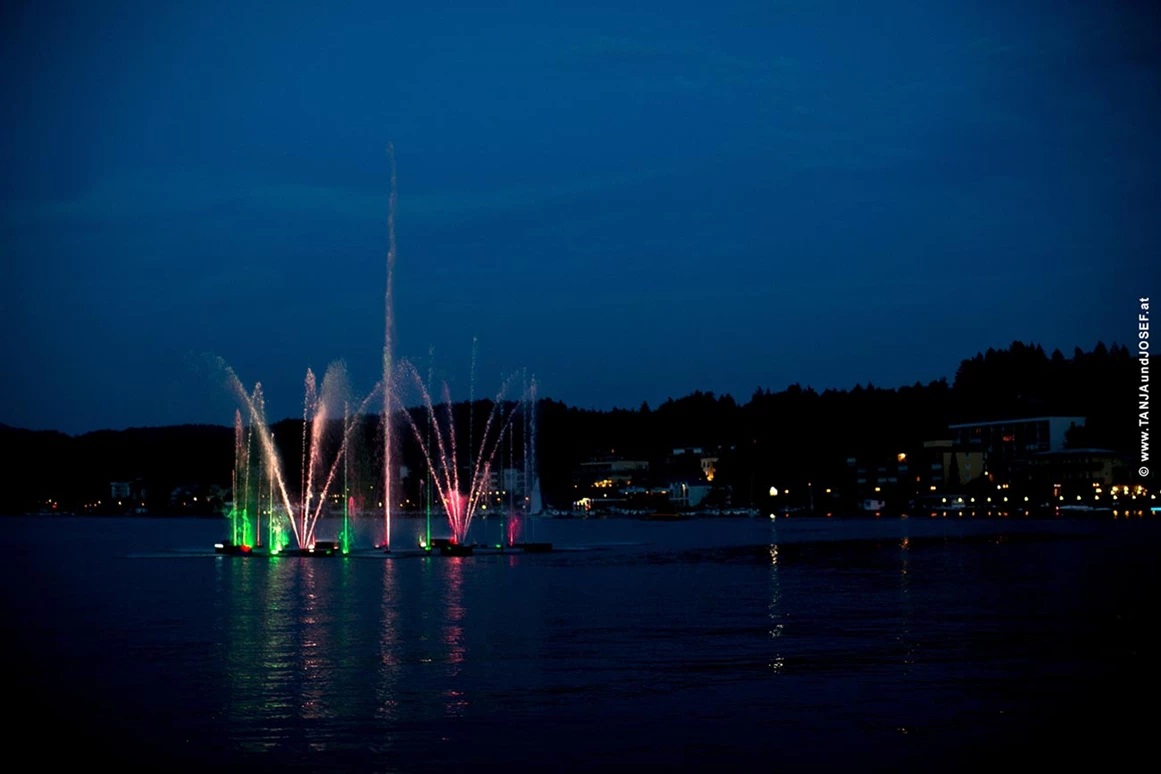 Hochzeit: Licht- und Wasserspiele am Wörthersee. - Falkensteiner Schlosshotel Velden