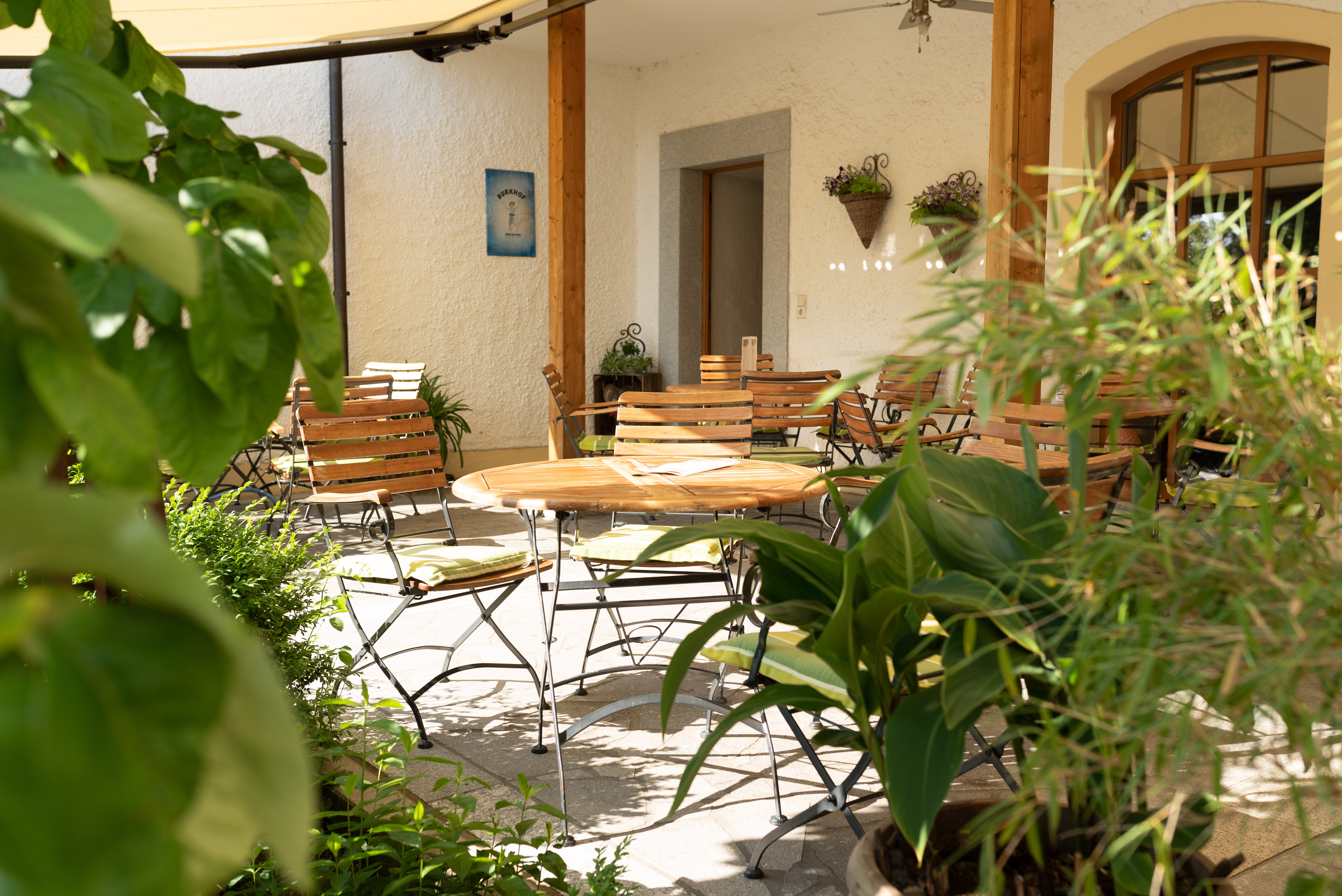 Hochzeitslocation: Bauernhof Café