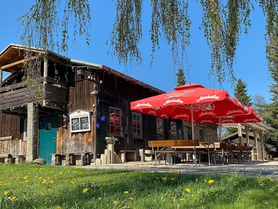 Hochzeitslocation: Gustav's Hütte & Altes Backhaus