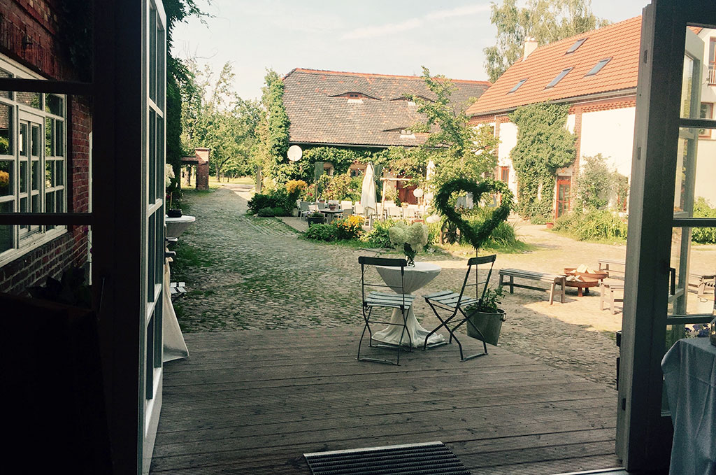 Wedding - Elbeland - Das Lehmhaus am Anger (Am Anger UG)