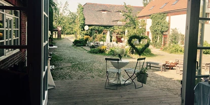 Hochzeit - Preisniveau: moderat - Halle (Kreisfreie Stadt Halle) - Das Lehmhaus am Anger (Am Anger UG)