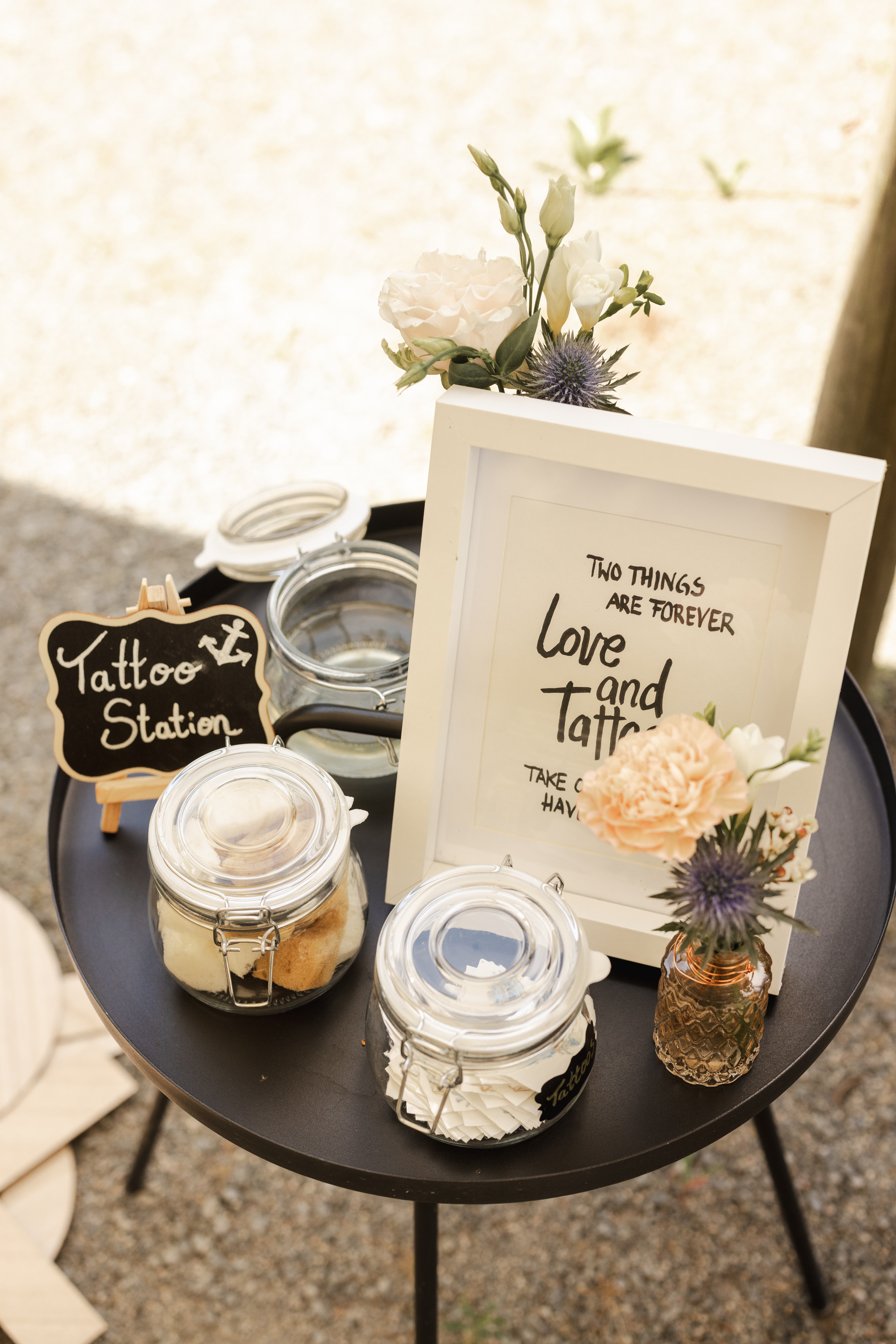 Hochzeitslocation: Tattoo-Station auf Anfrage - Unter Freunden | Genuss & Events