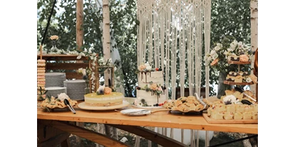 Wedding - Jessen (Elster) - Sweet & Salty Table mit Hochzeitstorte - Unter Freunden | Genuss & Events